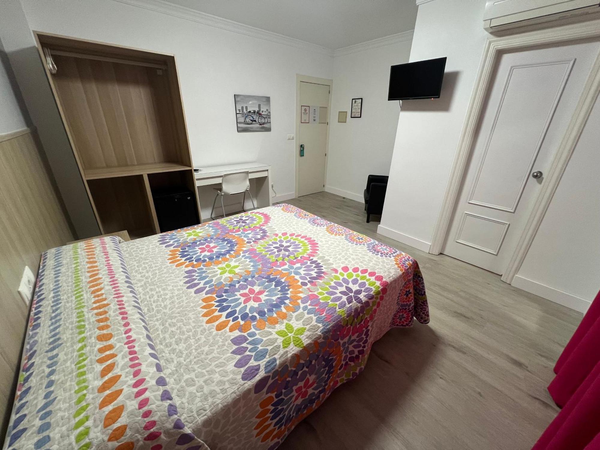Hotel Dila Velez Malaga Exteriör bild