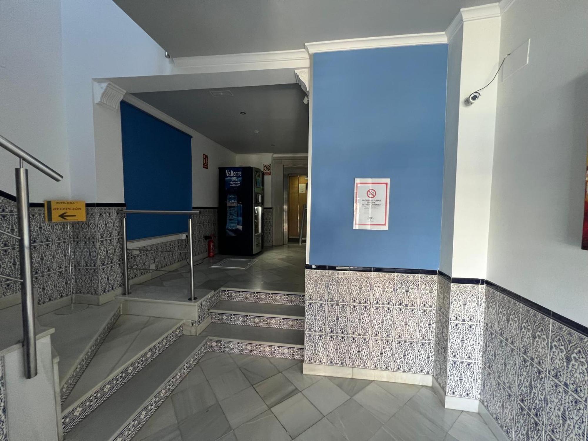 Hotel Dila Velez Malaga Exteriör bild